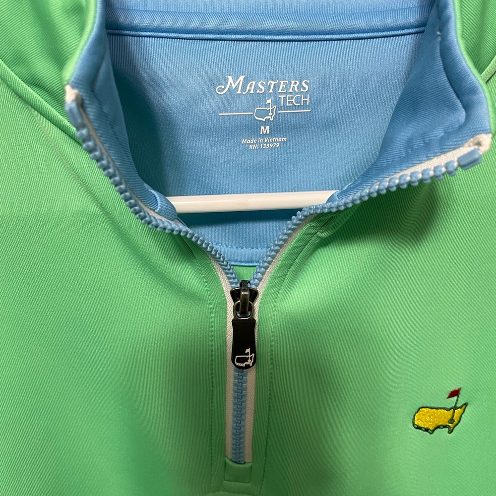 Masters Tech quarter zip